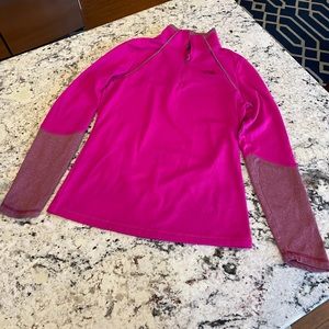The North Face Athletic Top Quarter Zip Women’s Small in Bright Dark Pink